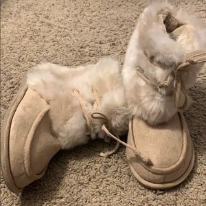 Faux fur boots